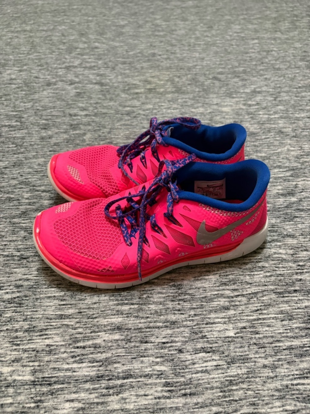 Nike Free 5.0 Girls Athletic Shoes Size 5.5Y